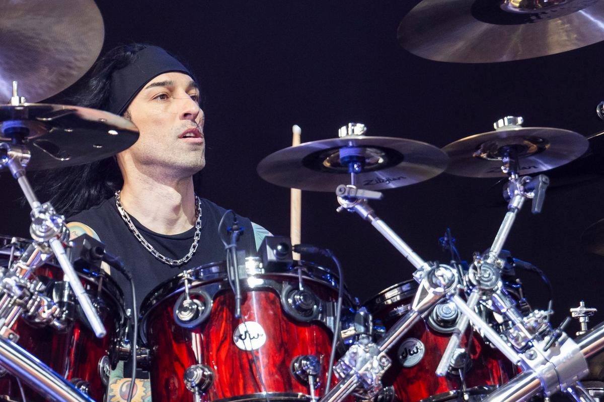 Christian „CC“ Coma verlässt die Europatournee 2026 der Black Veil Brides