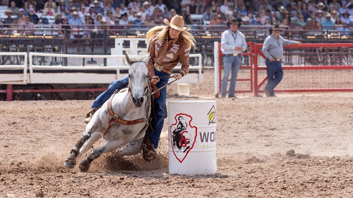 Der in Wyoming produzierte Rodeo-Dokumentarfilm „Outriding The Devil“ ist ein landesweiter Hit