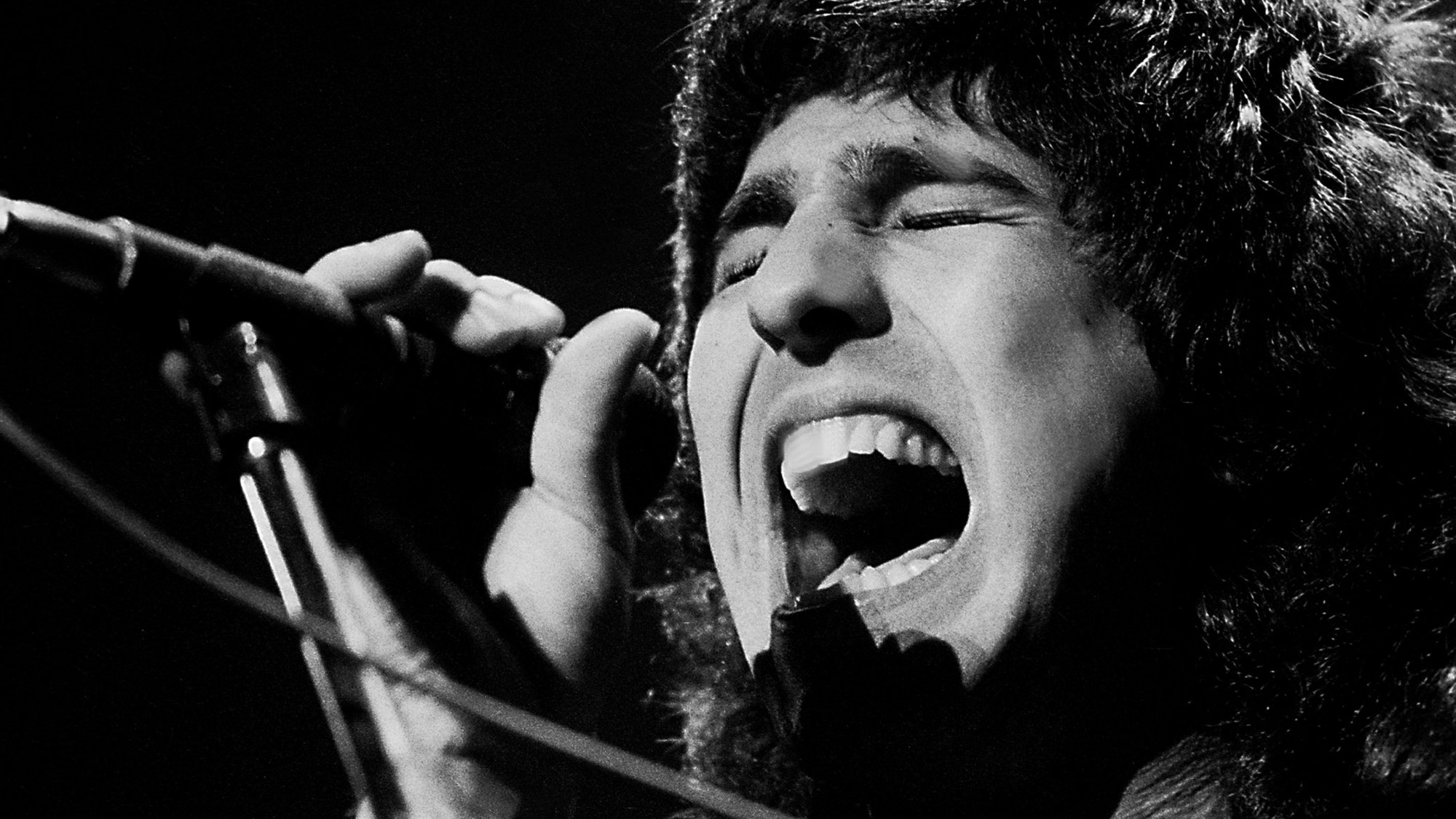 Ich erinnere mich daran, wie Journey 1977 einen Leadsänger engagierte (und entließ), bevor er viel zur Band beitragen konnte