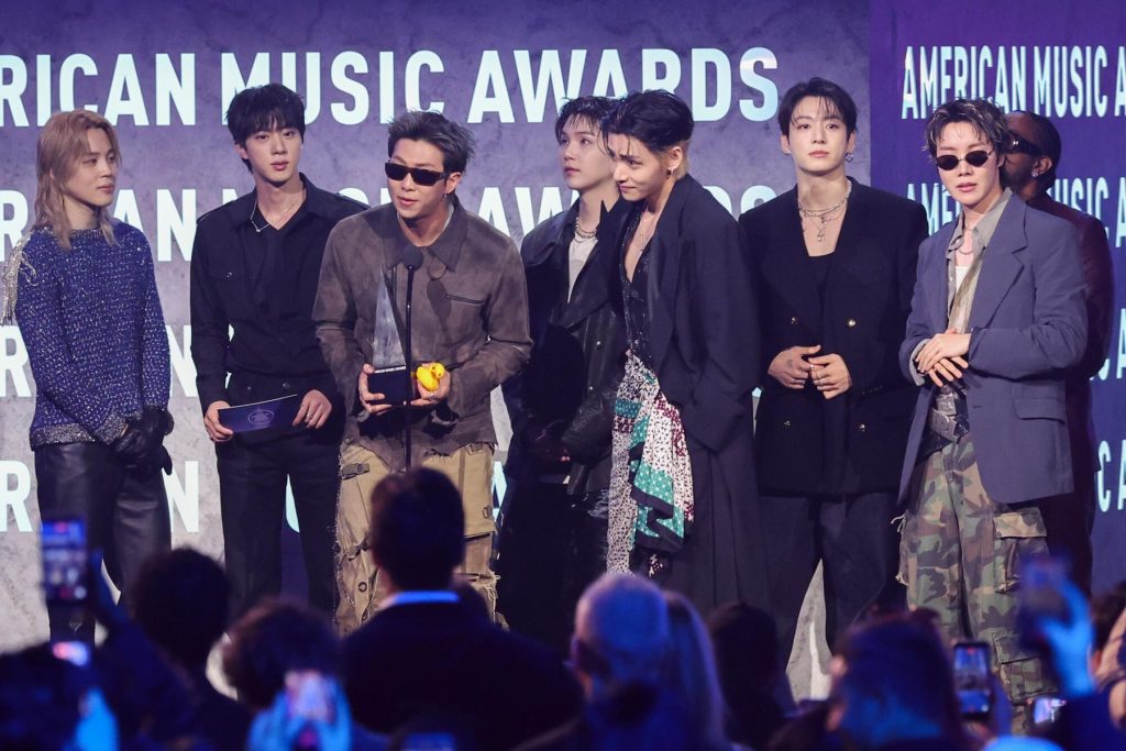 Umfrage zur besten neuen Musik dieser Woche: Olivia Rodrigo, BTS, Jack White und mehr