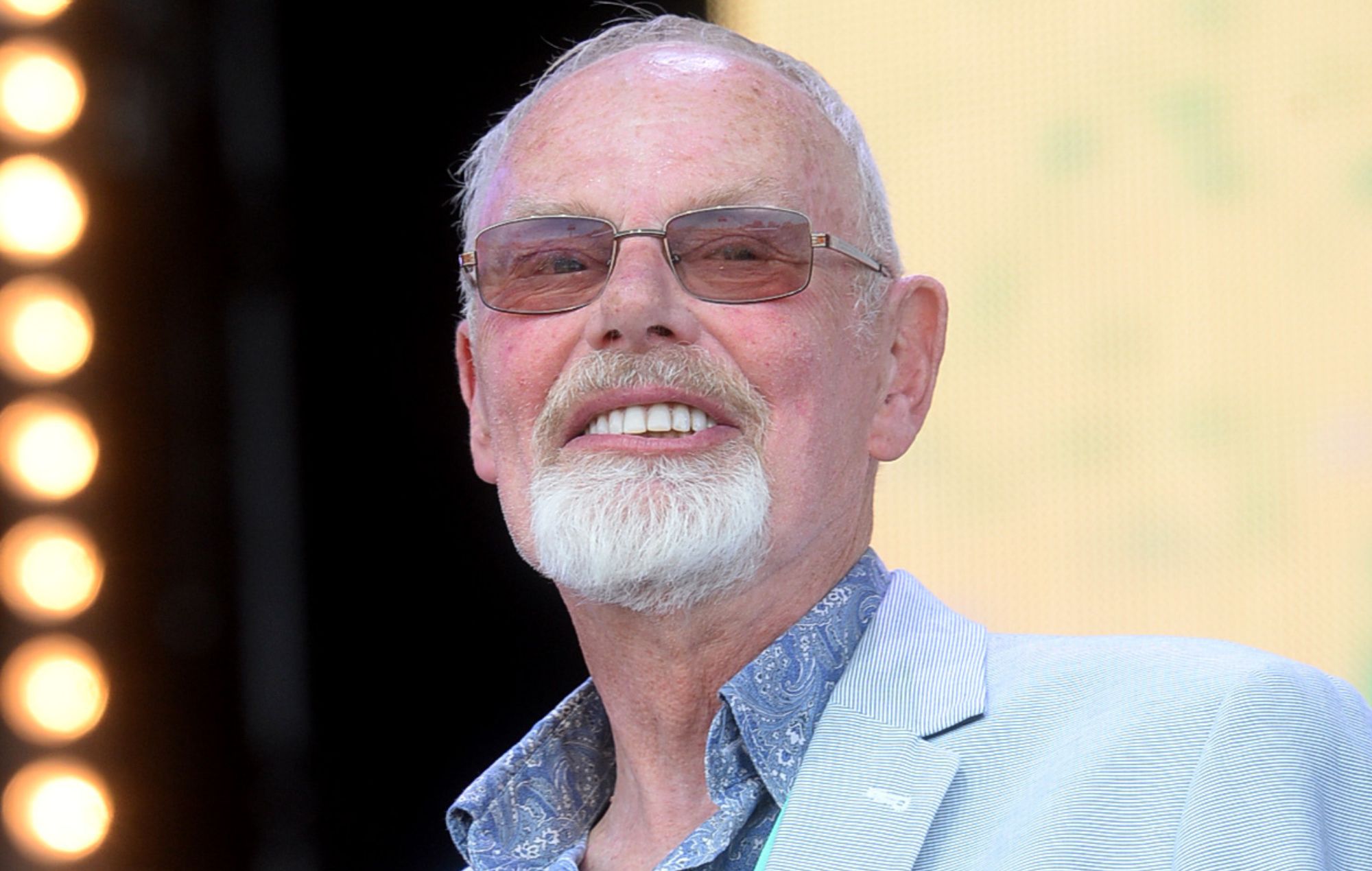 „Flüstert“ Bob Harris, dass er nach 56 Jahren aus „gesundheitlichen Gründen“ von BBC Radio 2 zurücktritt: „Das war eine der schwersten Entscheidungen meines Lebens“