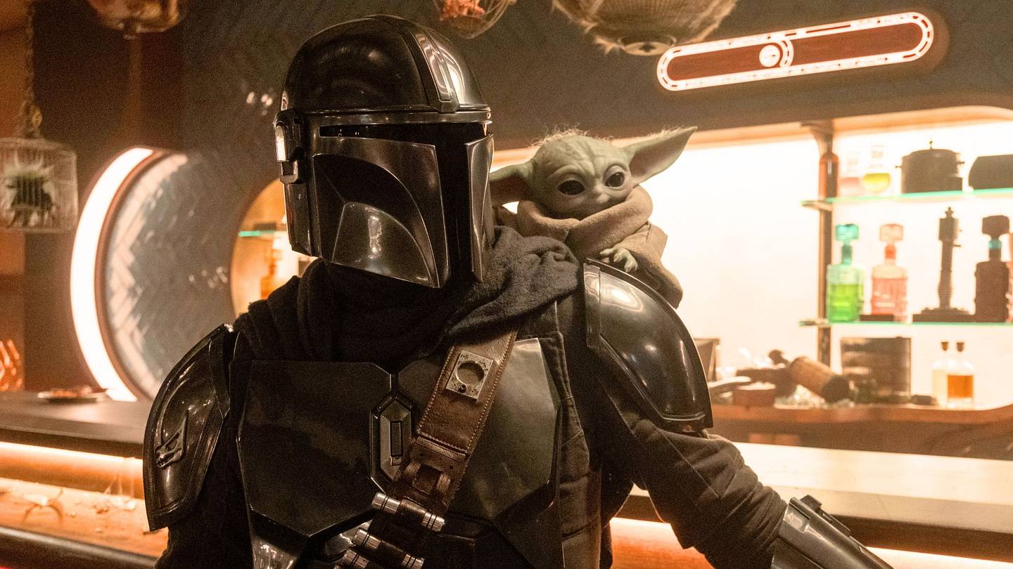 THE MANDALORIAN AND GROGU